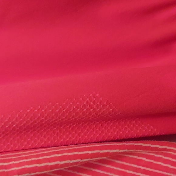 Women's Nike Dri-fit athletic top - Picture 5 of 7